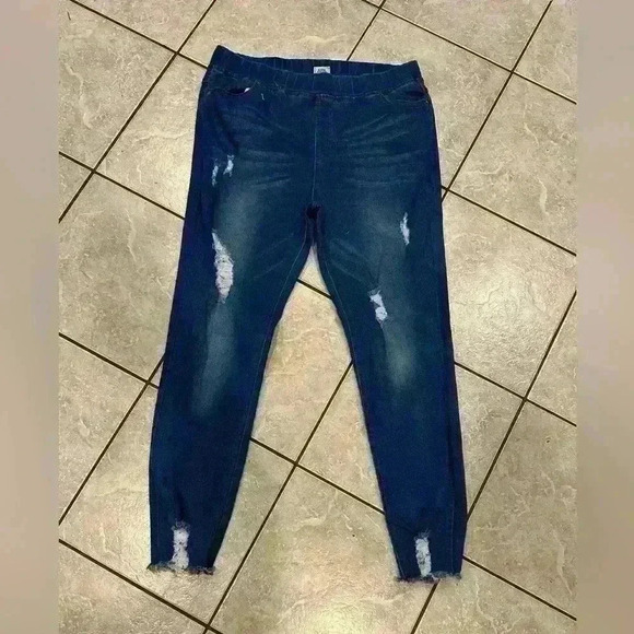 Jvini Distressed Denim Jeggings Size 3X - Picture 1 of 3